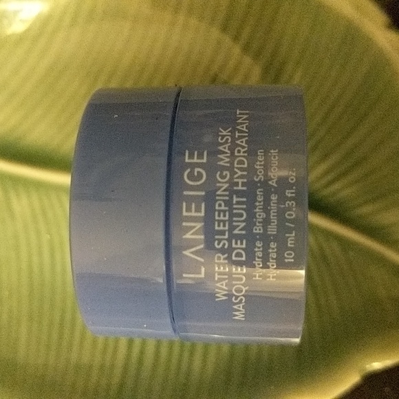 Water Sleeping Mask - Picture 3 of 3